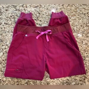 DARK MAGENTA: Figs Scrub Set Catarina/Zamora (M/MP)